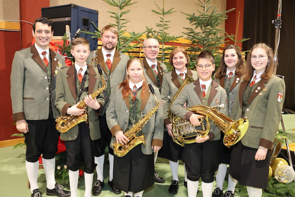 Die Jungmusiker der Grenzlandkapelle, die zum ersten Mal beim Neujahrskonzert dabei waren.