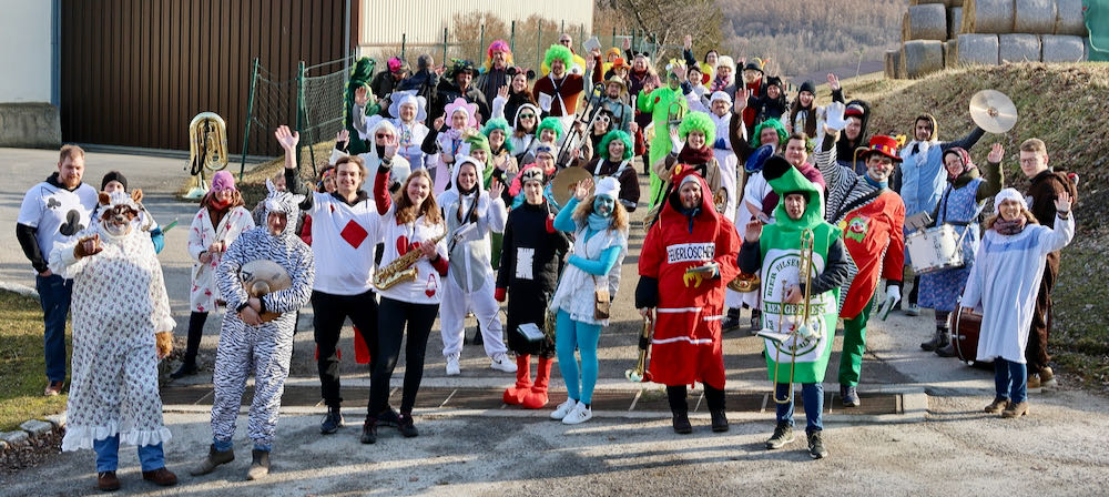 Grenzlandkapelle Hardegg auf Faschingsumzug 2024